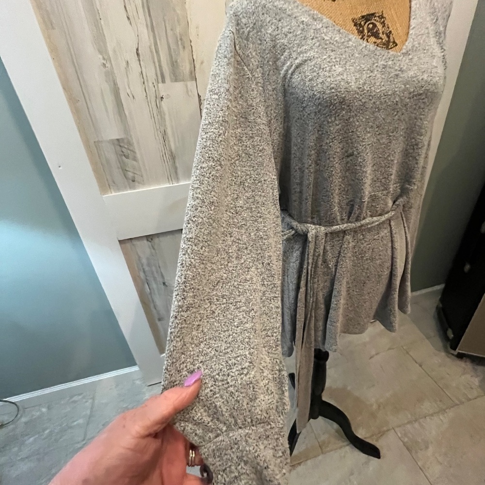 TUNIC TOP  18/20W - Picture 3 of 7